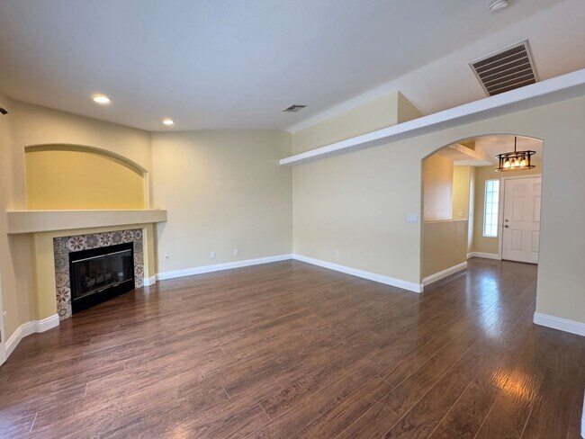 Foto del edificio - 5417 Redview Ct