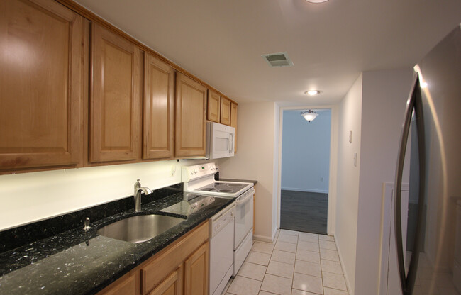 Building Photo - 4678 Conwell Dr