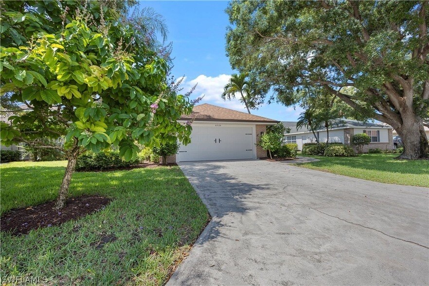 Foto principal - 6520 Ilex Circle