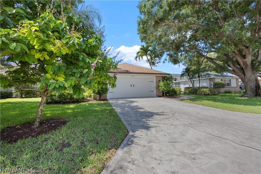 Primary Photo - 6520 Ilex Circle