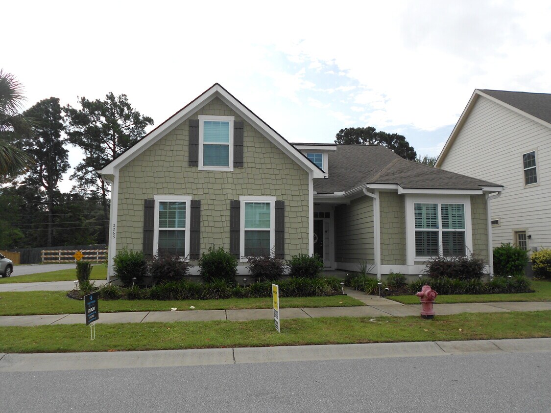 Foto principal - 2263 Show Basket Way