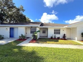 Building Photo - 3249 Bloomingdale Villas Ct