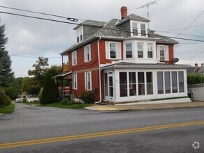 Building Photo - 408-410 Fairview Ave