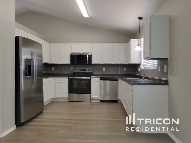 Foto del edificio - 6519 N 70th Ave