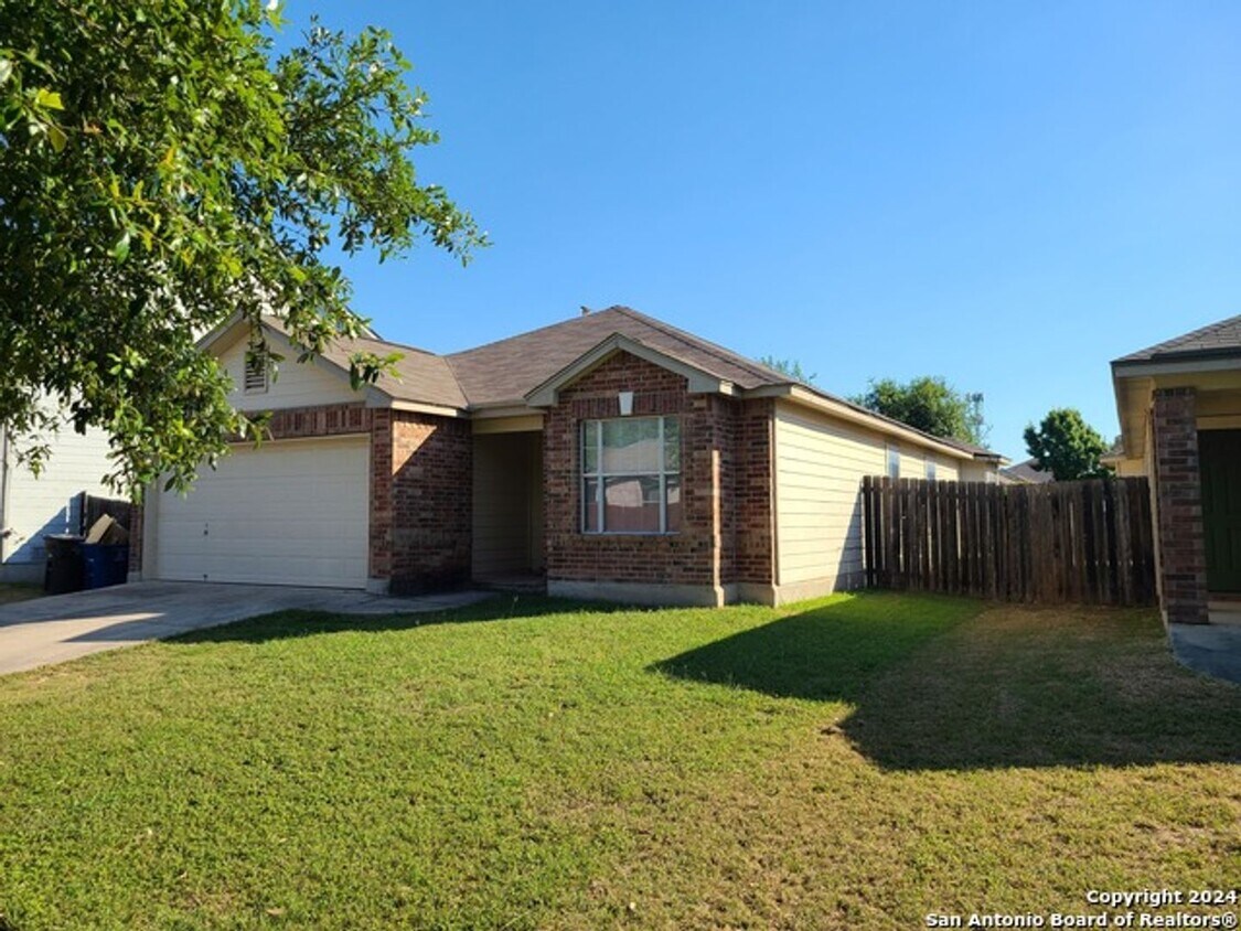 Photo - 8911 Laguna Rio (San Antonio, TX)