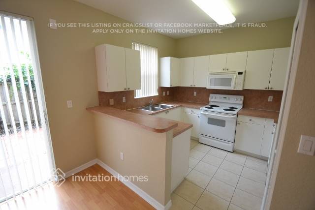 Building Photo - 12545 SW 125th Terrace