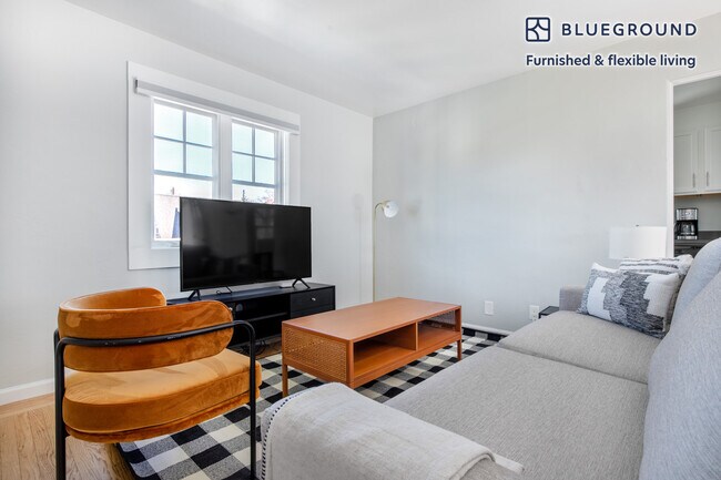 Foto del edificio - 317 Hawthorne Ave