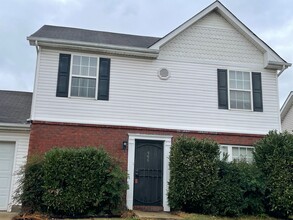 Building Photo - 990 Tom Hailey Blvd