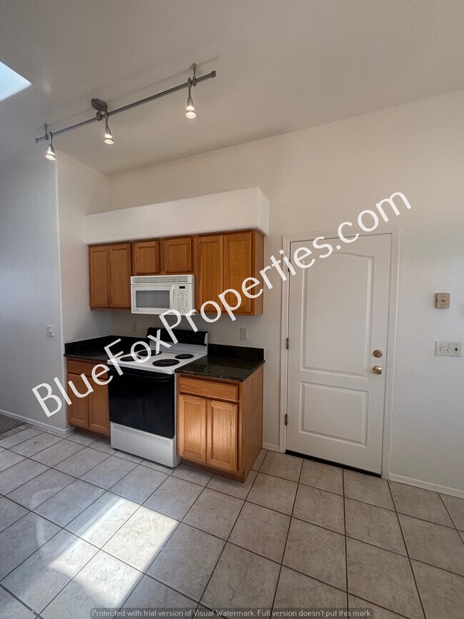 Building Photo - 13088 N Pier Mountain Rd