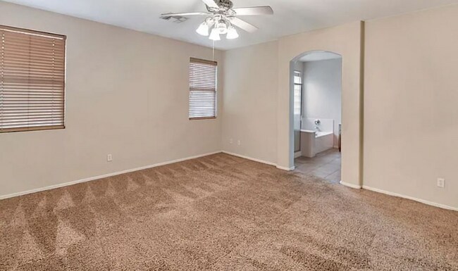 Building Photo - 4140 S Splendor Ct