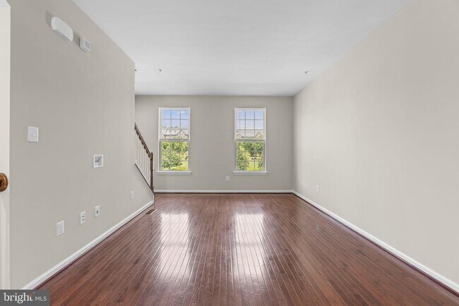 Foto del edificio - 7315 Old Calvary Rd