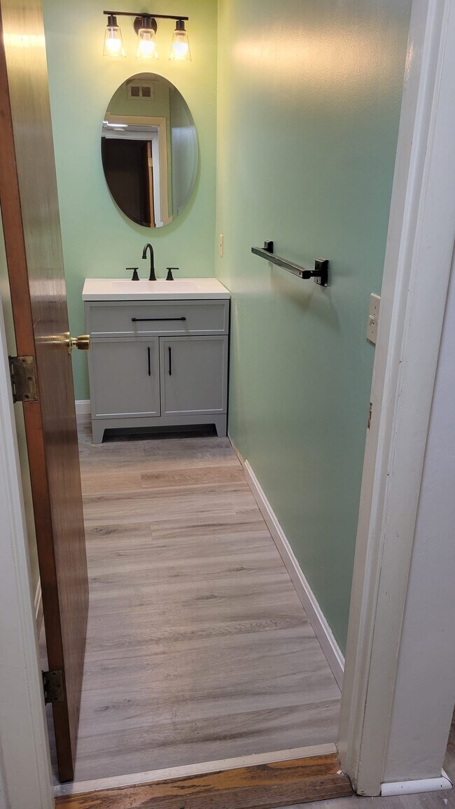 Foto del edificio - 3 Shadowbrook Ln