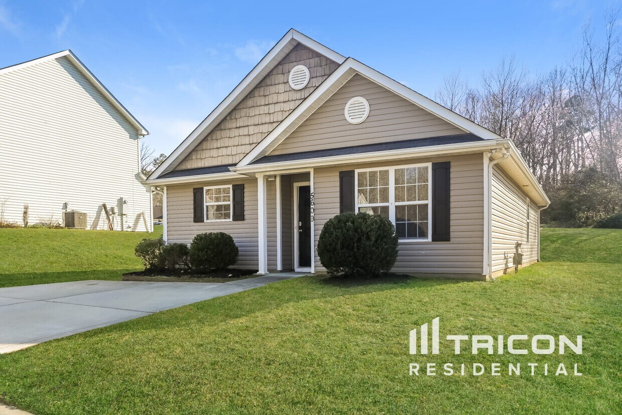 Foto principal - 5609 Stone Bluff Ct