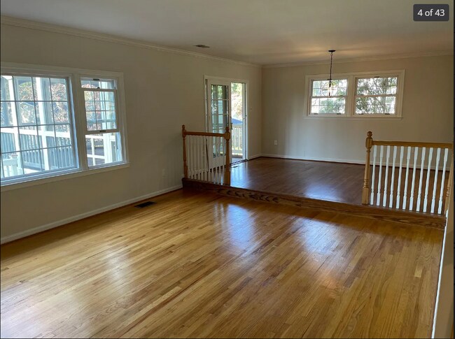 Building Photo - 1402 Baritone Ct