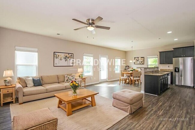 Foto del edificio - 4702 Opus Ln
