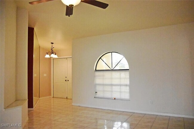 Foto del edificio - 1315 SE 21st Terrace