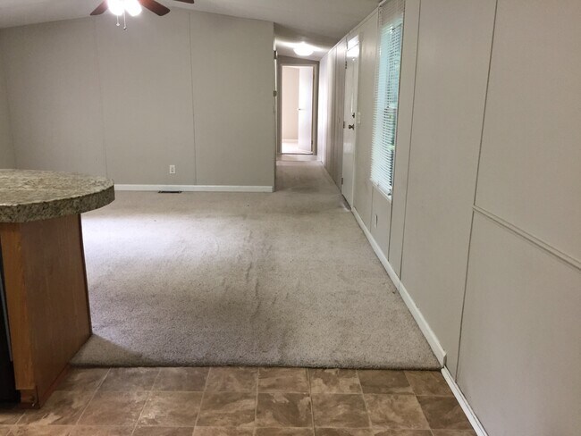 Building Photo - 1500 W Pine Meadows Dr