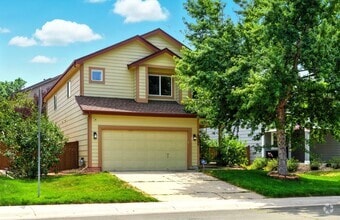 Building Photo - 2176 Ashwood Pl