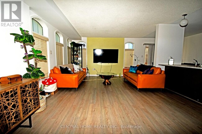 Building Photo - 25 Camilleri Rd