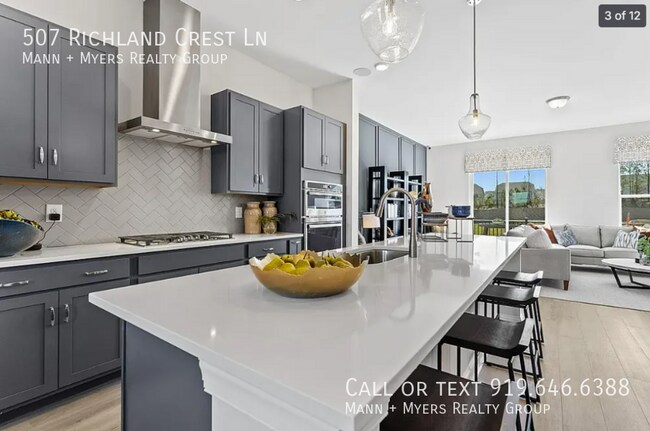 Foto del edificio - 507 Richland Crst Ln