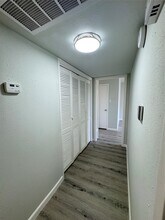 Building Photo - 10555 Turtlewood Ct