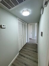 Building Photo - 10555 Turtlewood Ct