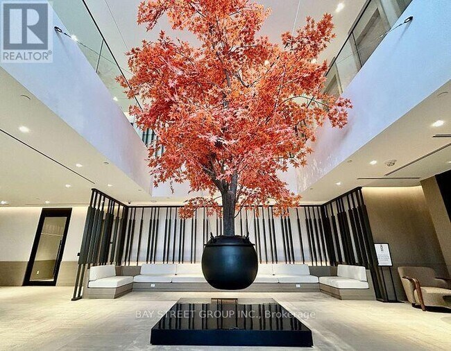 Photo du bâtiment - 4015 The Exchange