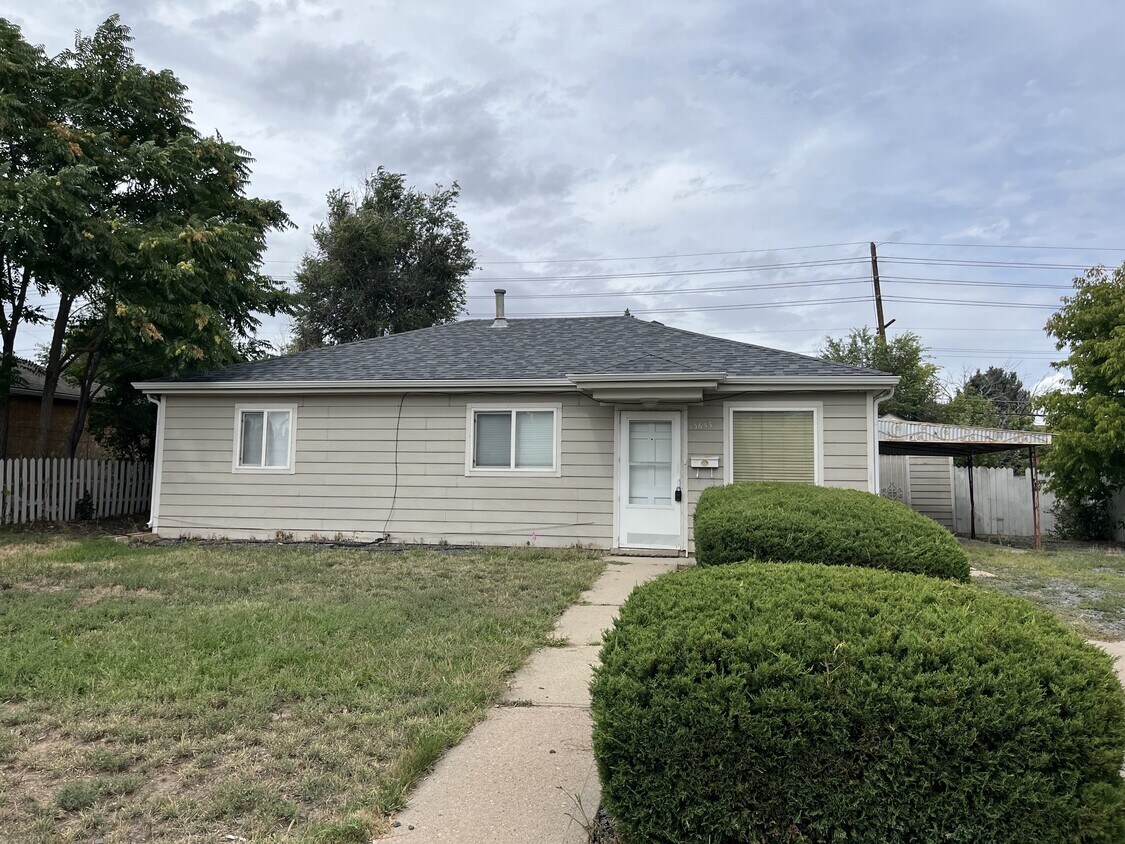 Foto principal - 13653 E 13th Ave