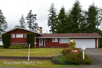 Foto principal - 4 br, 2 bath House - 327 Beacon Hill Drive