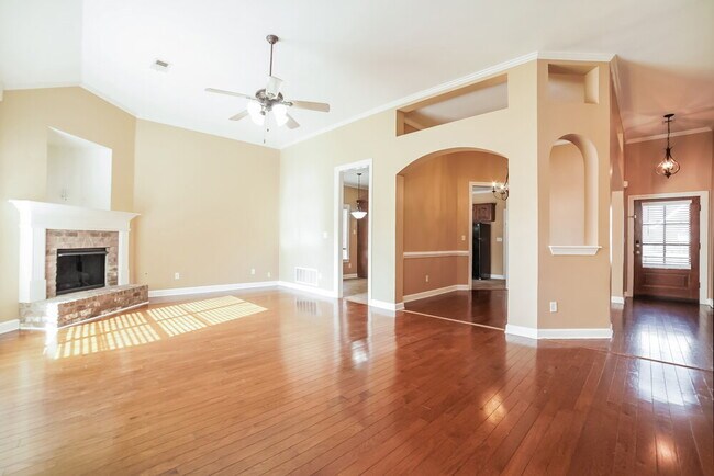 Foto del edificio - 2733 Graystone Dr