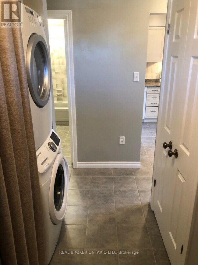 Building Photo - 30 Loggers Run