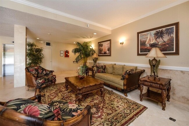 Building Photo - 2700 Coconut Bay Ln