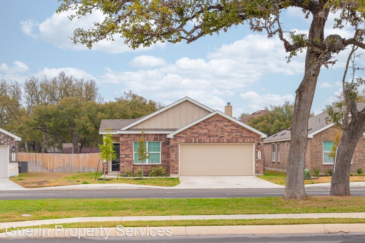 Primary Photo - 4 br, 2 bath House - 9250 Landa Falls