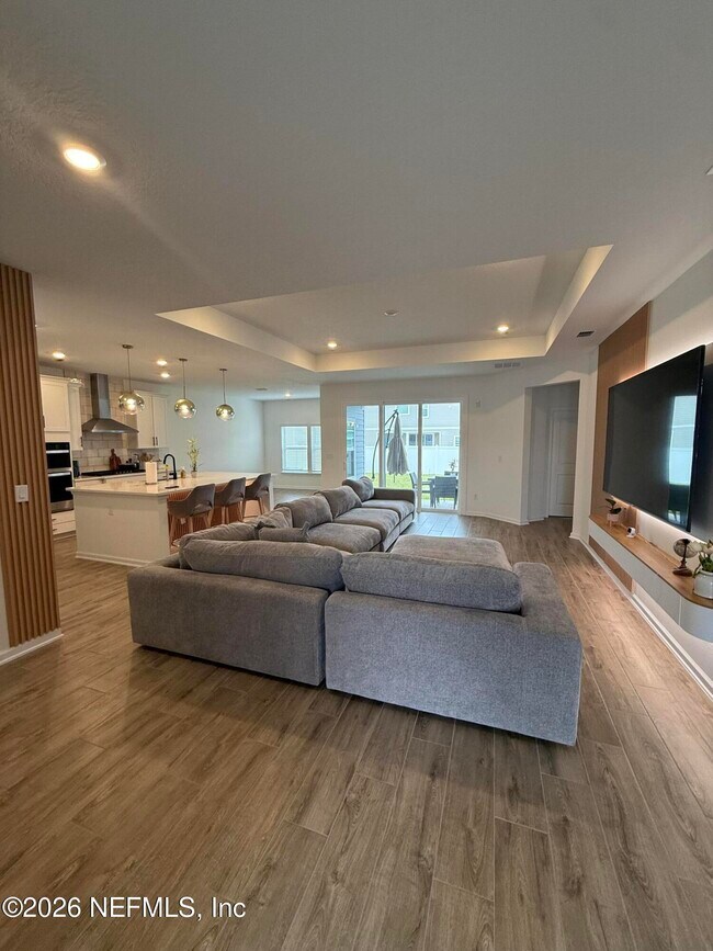 Foto del edificio - 2105 Featheredge Wy