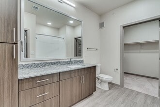 Interior Photo - Rise 120