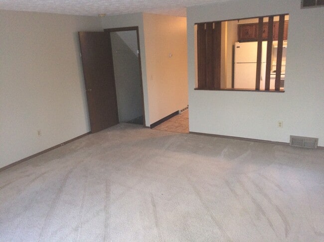 Foto del edificio - 7445 Seymour St NW