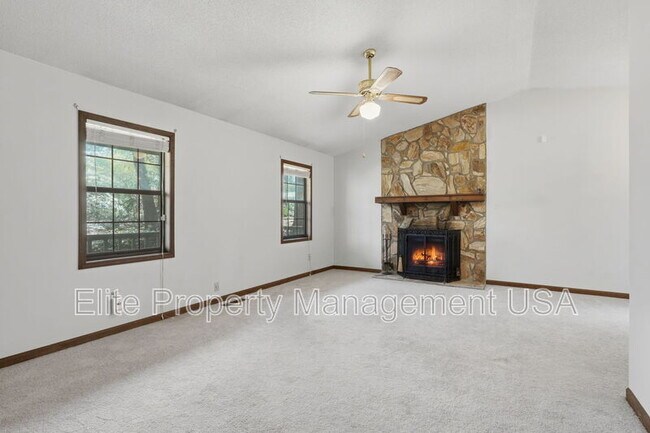 Foto del edificio - 6040 Austin Dr SW