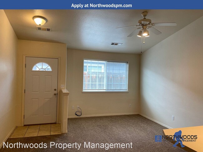 Building Photo - 2 br, 1.5 bath House - 1927 Roberts Rd