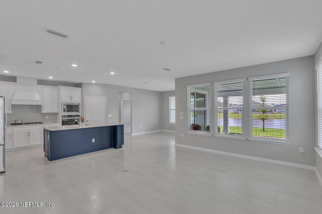 Foto del edificio - 351 Beechnut Cir