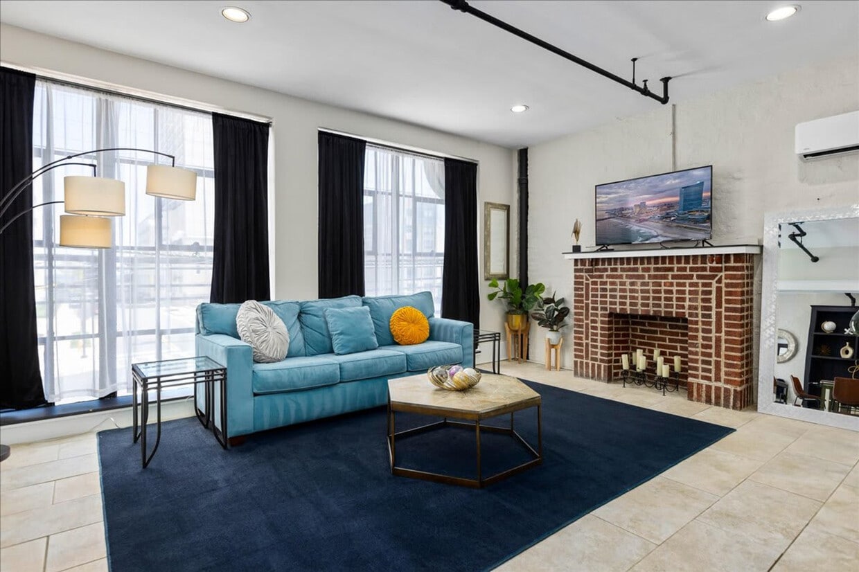 Foto principal - 3813 Atlantic Ave