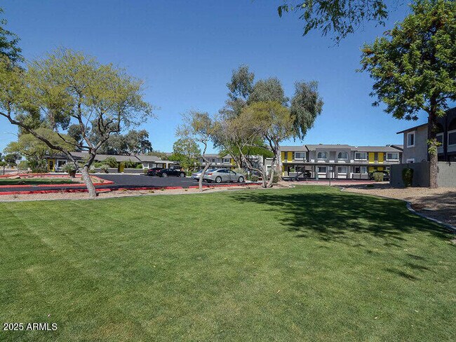 Foto del edificio - 17805 N 40th St
