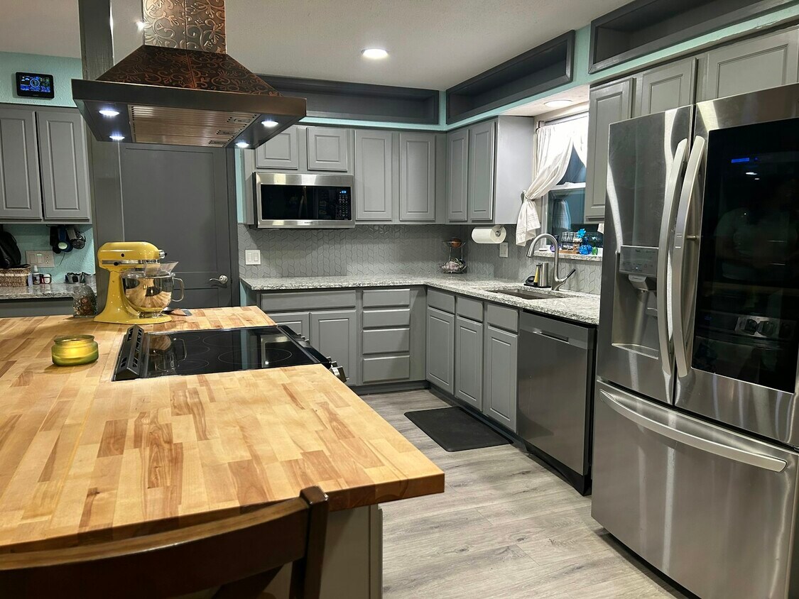 Foto principal - 2850 Greenridge Rd