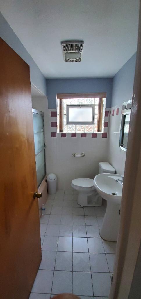 Full Bathroom - 509 Asbury Ave