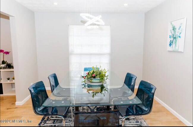 Foto del edificio - 391 Blairmore Blvd W