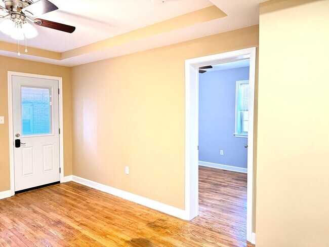 Foto del edificio - 8800 Plymouth St