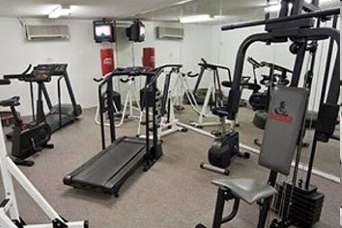 Otros - Montfort Manor