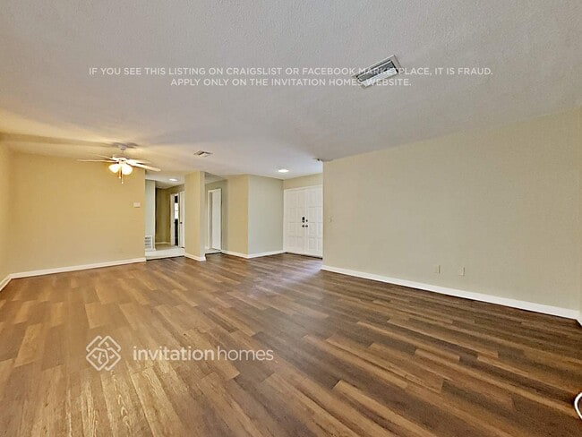 Building Photo - 2194 Lanai Ave