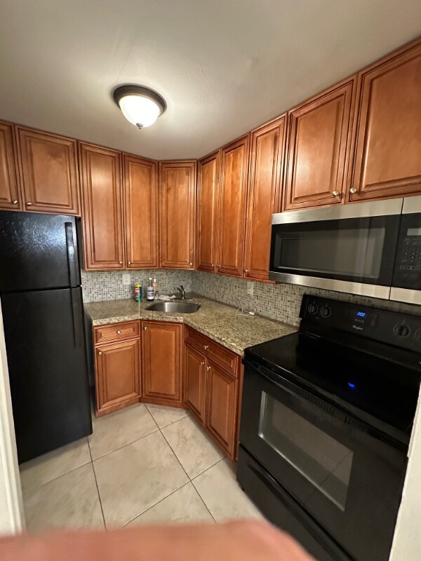Foto del edificio - 5972 NW 19th St