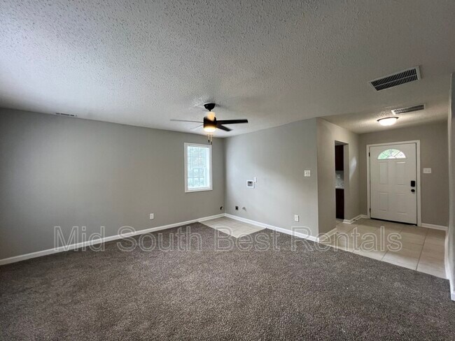 Foto del edificio - 2096 Pendleton St