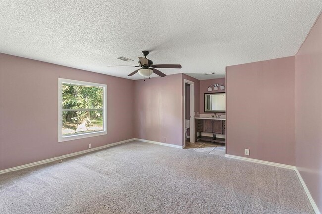 Building Photo - 14702 Scarlet Oak Dr